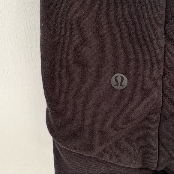 Lululemon Forever Warm Pullover Quilted Black 4 - Picture 7 of 8